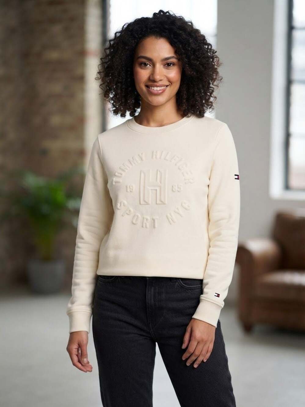 Tommy Hilfiger Sport NYC Embossed Logo Crewneck Sweatshirt Cream